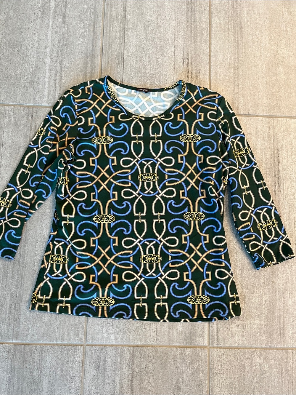 Green Geometric Chain-Print Long Sleeve Tee